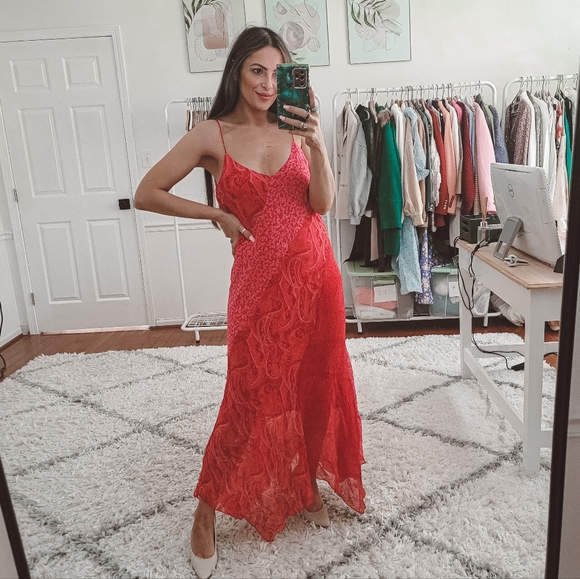 Vintage Dresses & Skirts - Vintage 100% Silk hot pink/red paisley and floral printed slip on dress